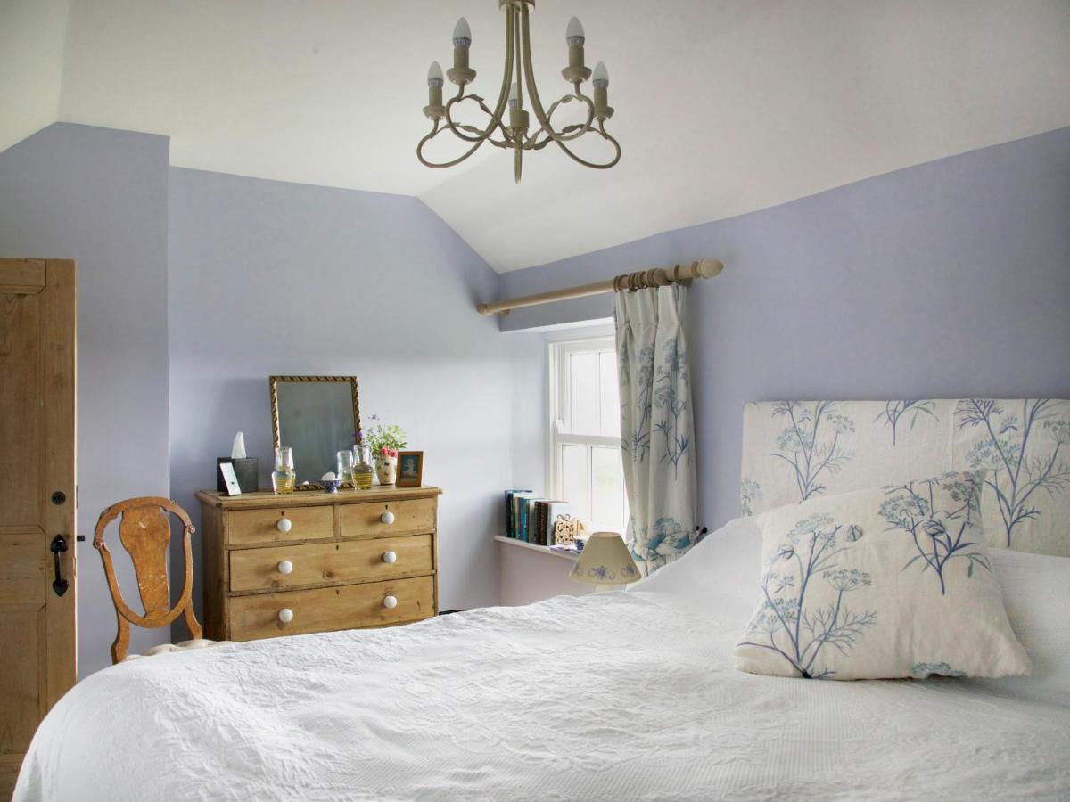 Higher Tresmorn Farm Bed & Breakfast Crackington Haven ภายนอก รูปภาพ
