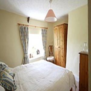 Higher Tresmorn Farm Bed & Breakfast Crackington Haven ภายนอก รูปภาพ